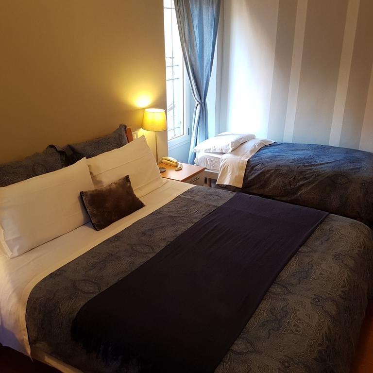Hotel Moniga Desenzano del Garda Exterior foto